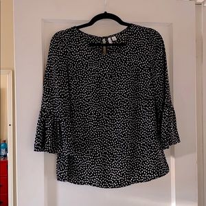 Elle 3/4 belle-sleeved top